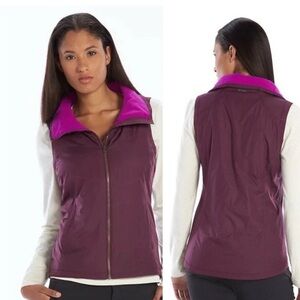 Columbia Women's Purple Zip Up Vest with Fuchsia Fleece Lining